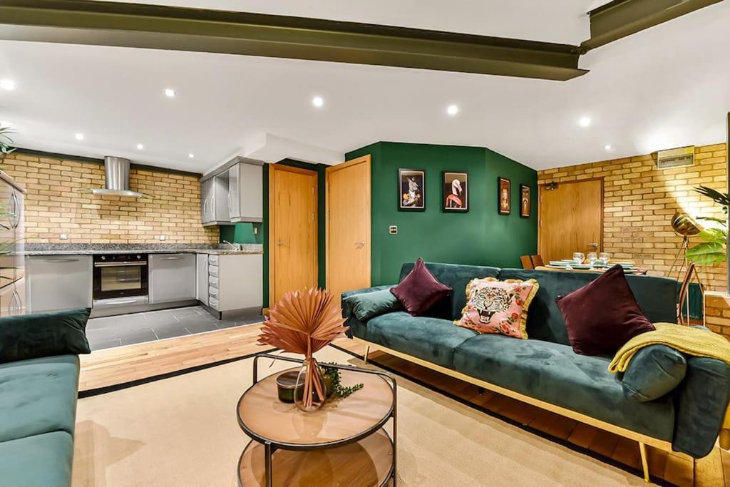 Spacious 2 Bed Urban Jungle Flat, Central Λονδίνο Εξωτερικό φωτογραφία