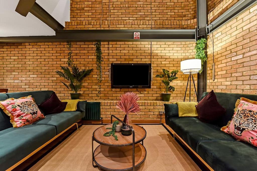 Spacious 2 Bed Urban Jungle Flat, Central Λονδίνο Εξωτερικό φωτογραφία